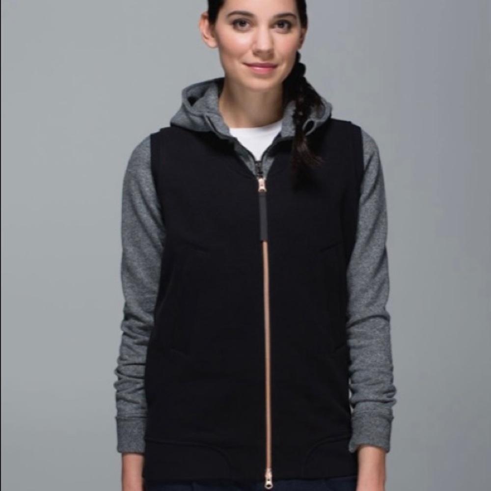 Lululemon Departure Vest Black Size 8